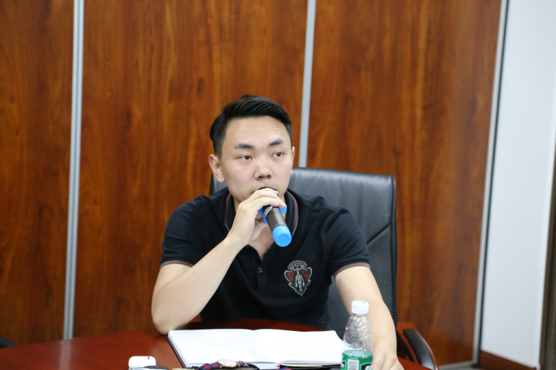 �۲��á�(�й���)���޹�˾����